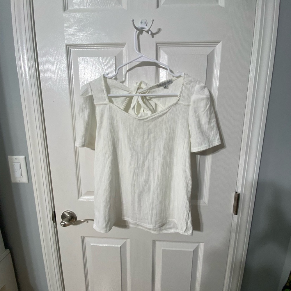 Green Envelope Cream Blouse with Tie Back NWOT